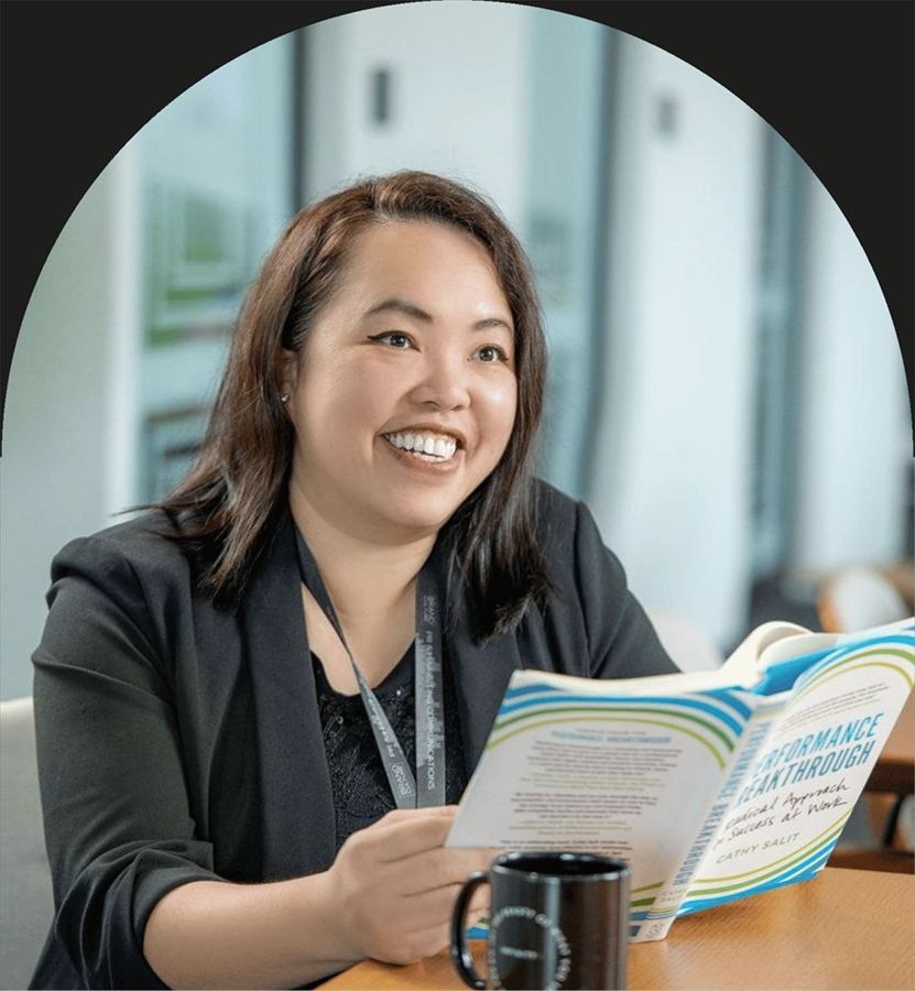 Bee Ling, Cluster General Manager